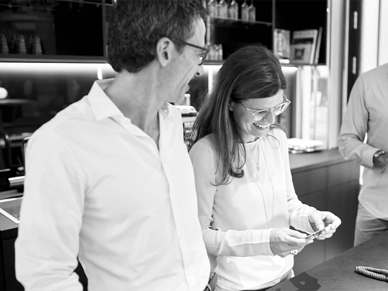 hunke-kontakt-lachen-team