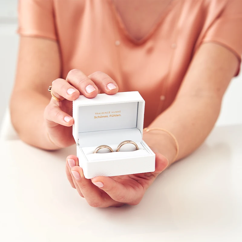 trauringe-ringpaar-spiegel-hunke-mobil