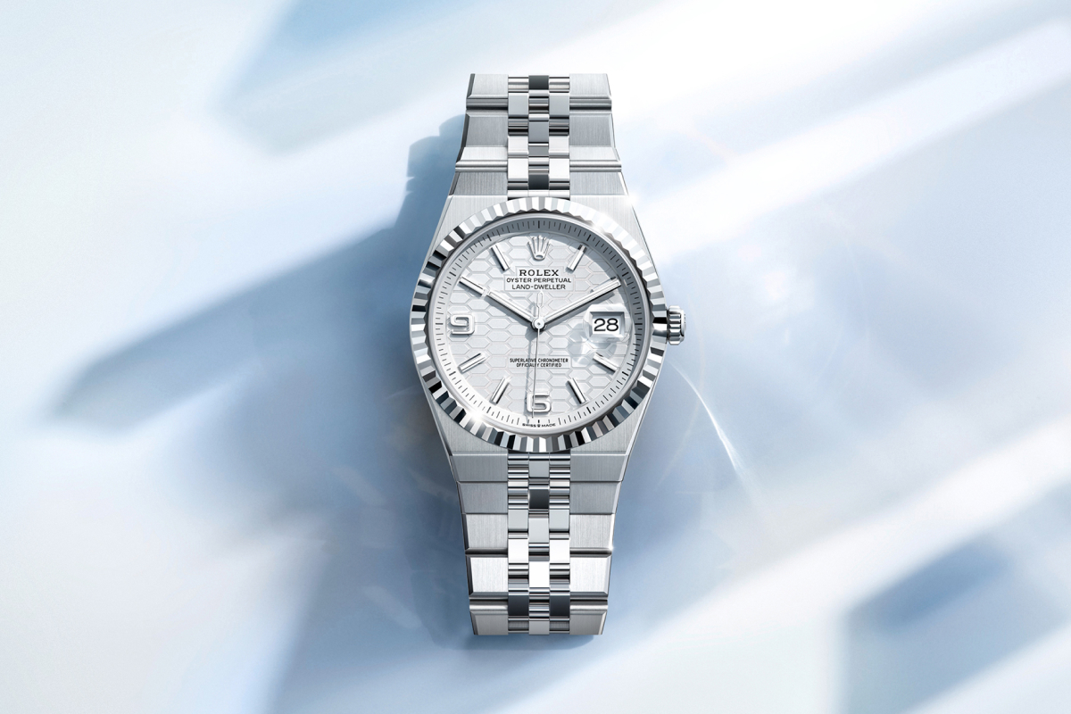 rolex-collections-keep-exploring-land-dweller-cover-m127234-0001-landscape_(1)