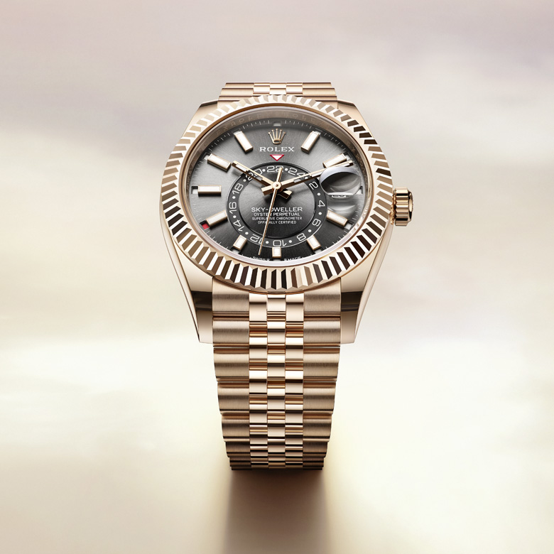 rolex-collection_banner-sky-dweller-m336935-0008_2312jva_001_rvb-portrait