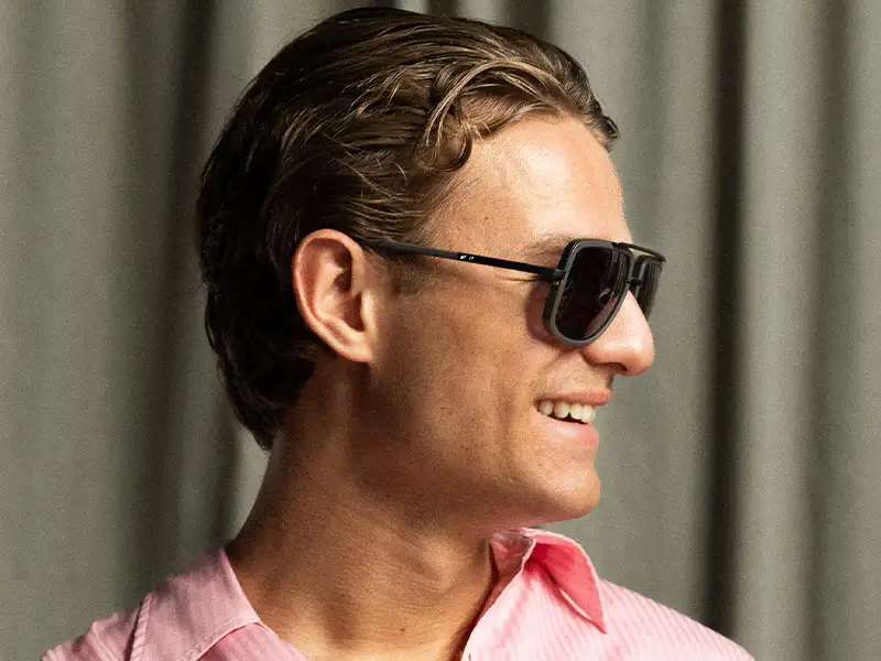 mann-sonnenbrille-shooting-hunke