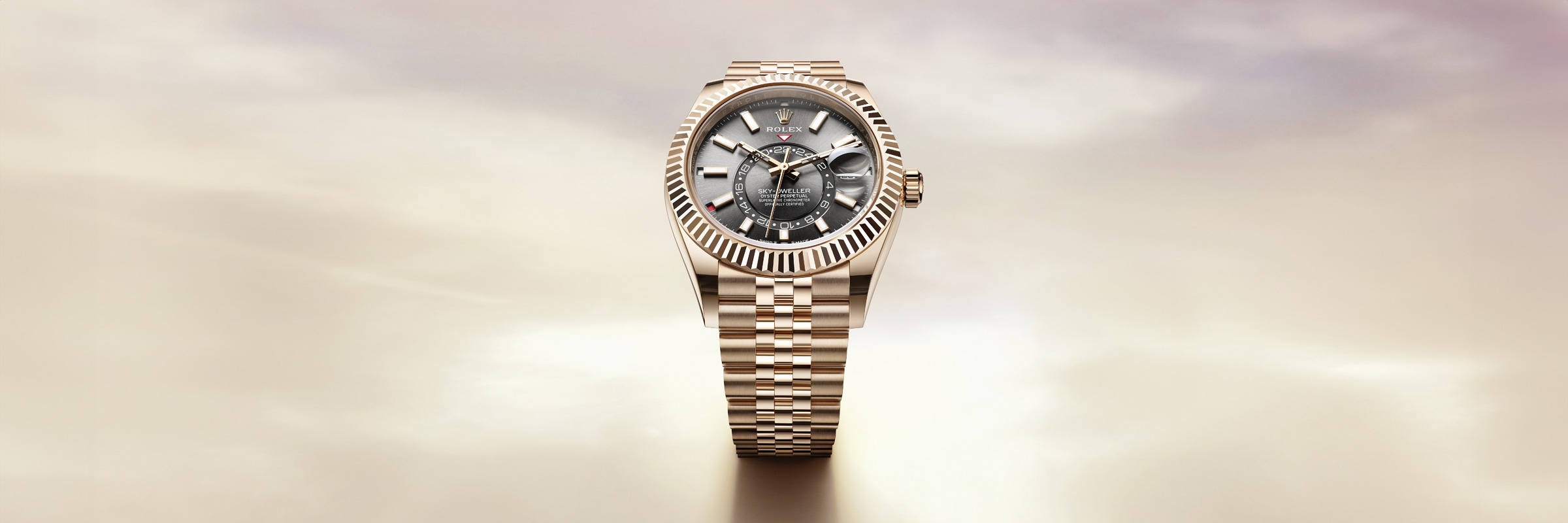 rolex-collection_banner-sky-dweller-m336935-0008_2312jva_001_rvb