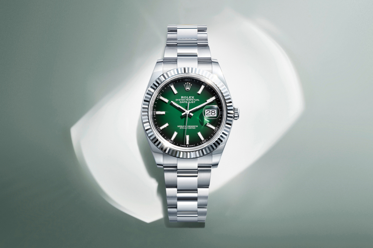 rolex-collections-keep-exploring-datejust-cover-m126334-0033-landscape_(1)