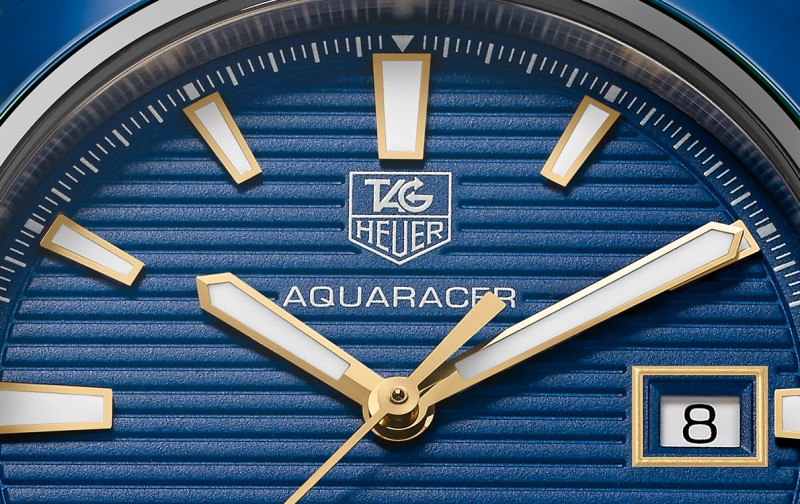 media/image/hunke-uhren-yachting-tagheuer-aquaracerblau.jpg