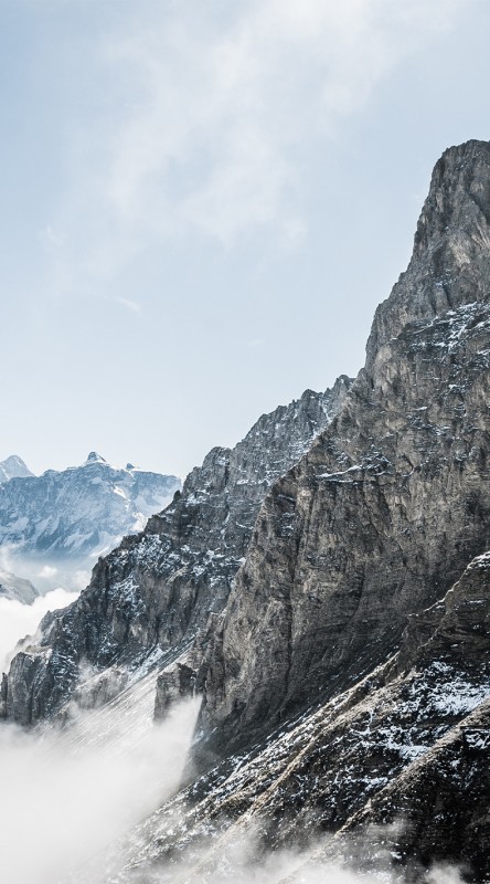 media/image/hunke-brillen-natur-stein-berge.jpg
